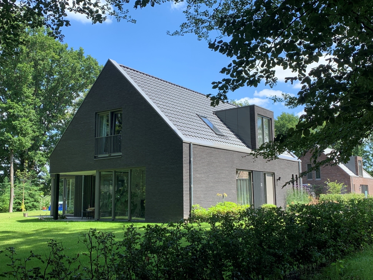 Bouwkundige uitwerking voor de nieuwbouw van 4 woningen